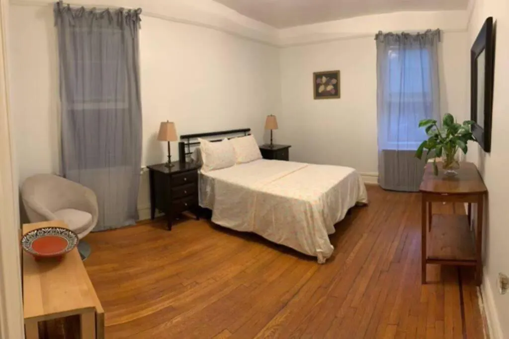 Cozy 2 Bedroom Apartment In Queens New York United States
